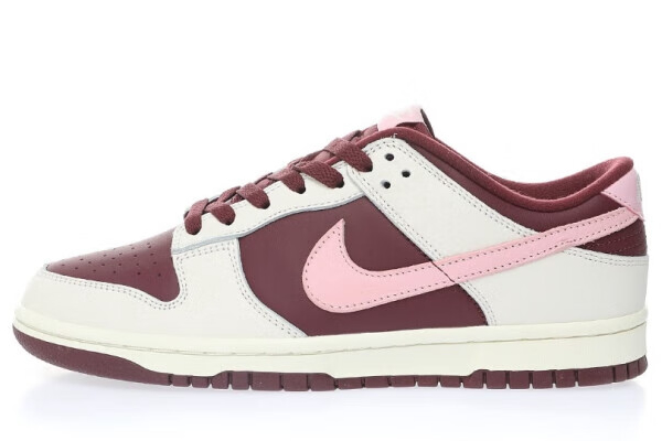 015 Women Nike SB Dunk Low Valentine's Day